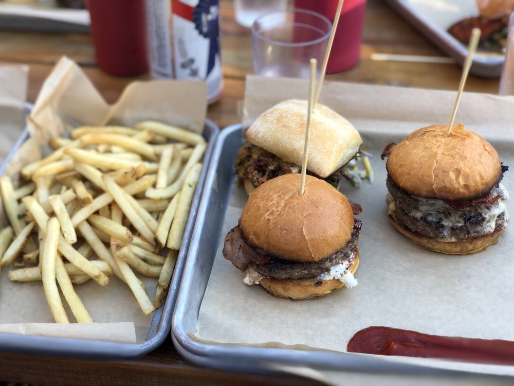 PDX Sliders Food Cart Schedule Food Cart Reviews Phone Number Menu